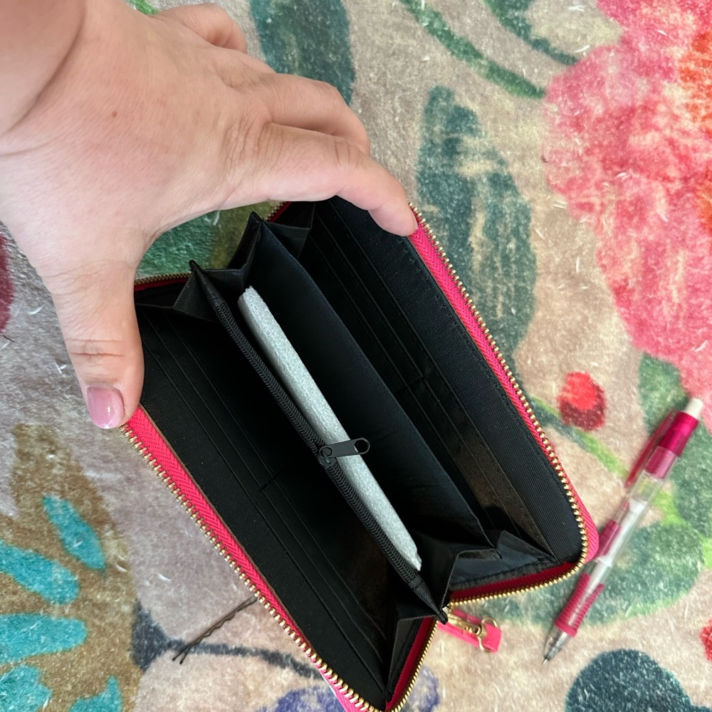 Nurse Wallet - Picture 3 of 3